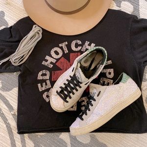 P448 John White glitter sneaker size 38